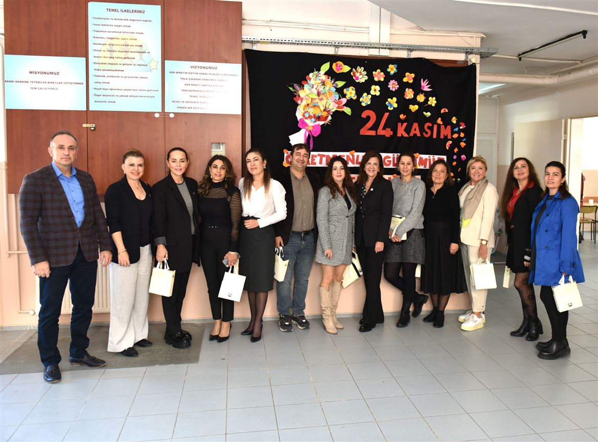 24 Kasım Öğretmenler Günü, İAOSB’de Coşkuyla Kutlandı