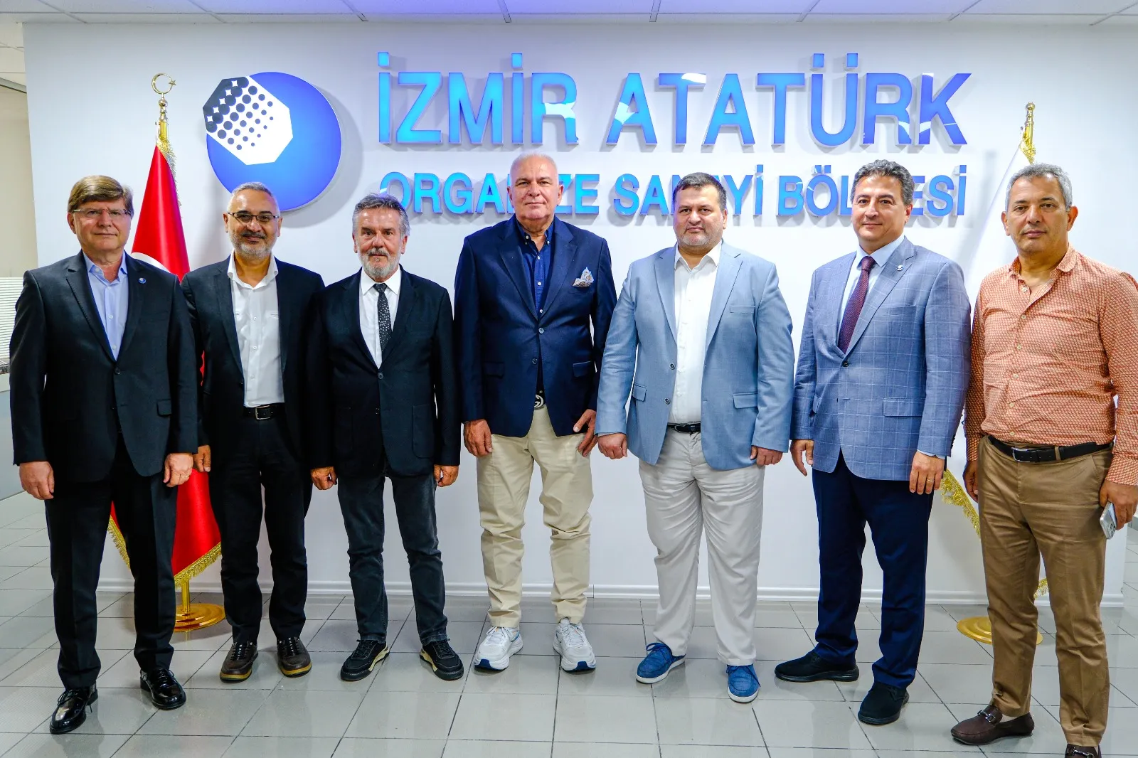 İzmir Sanayisinin Kalbi İAOSB Yönetiminden ‘Tam Hız Yatırım’ Mesajı