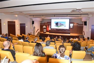 IAOSB'de Mükemmelliyet Merkezi Çalışmaları Devam Ediyor